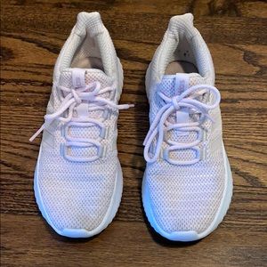 Adidas cloud foam baby pink sneaker